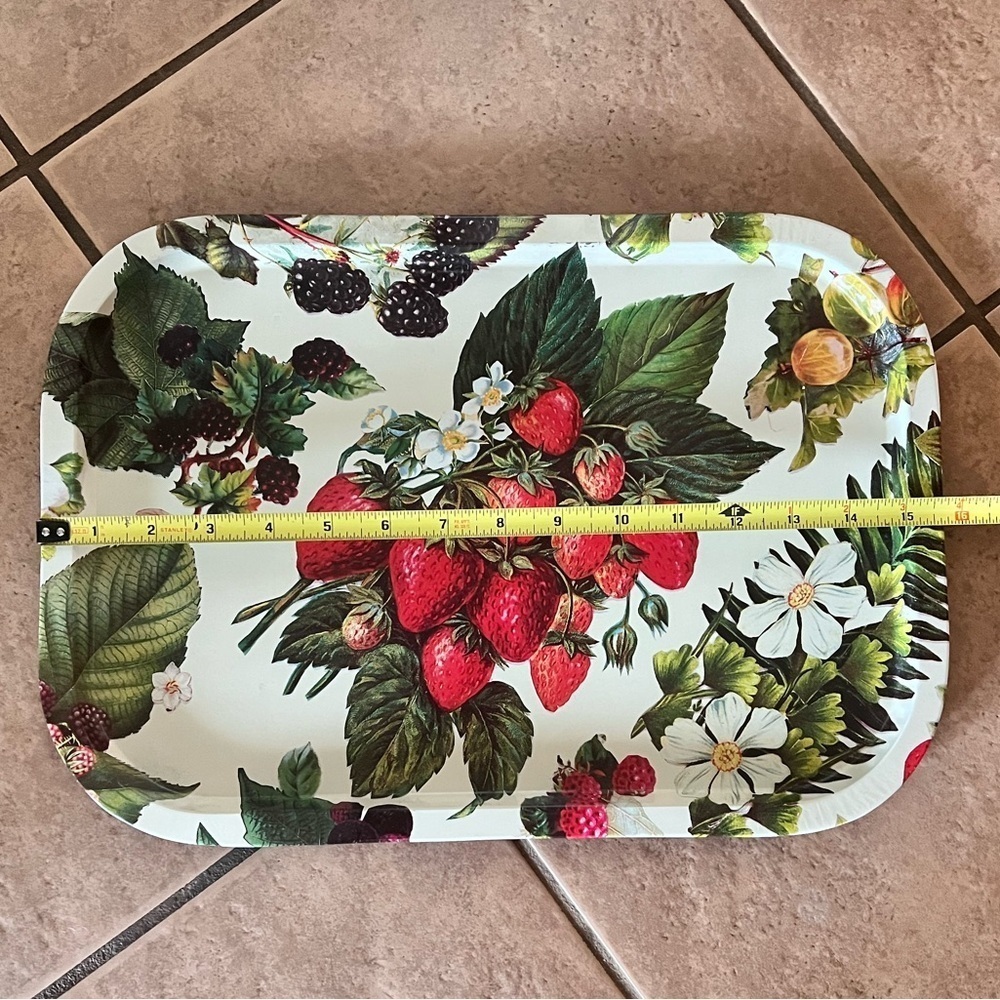 Vintage Department 56 Berries Metal Tin Serving Tray Strawberries Retro - Picture 4 of 7